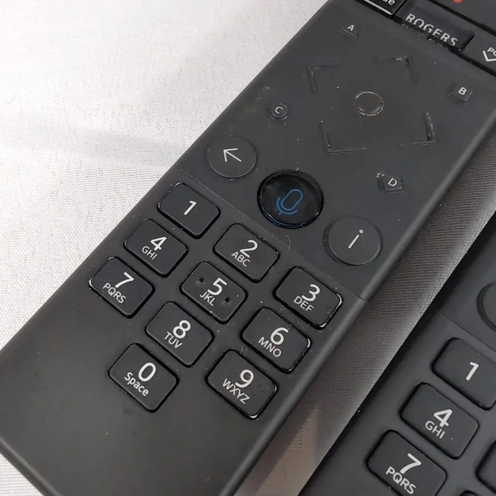 Rogers Ignite Voice Control Remote XR15v2 - Picture 13 of 15